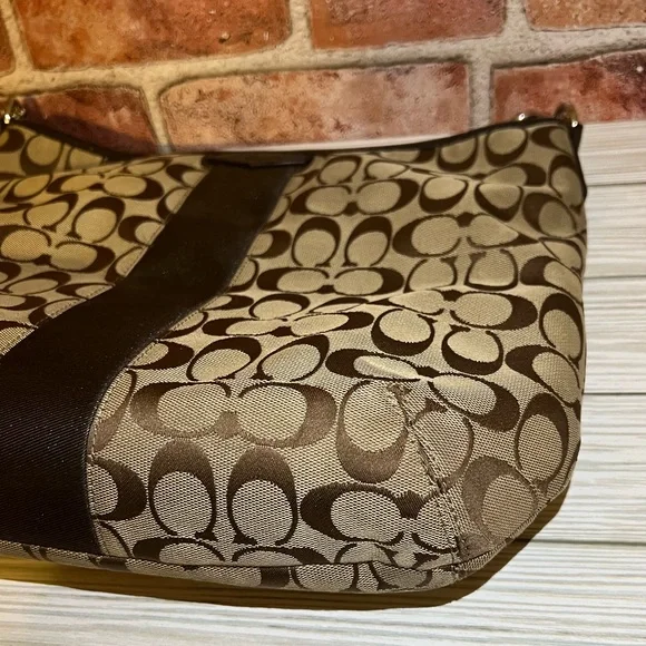 Signature Brown Coach Purse - Picture 12 of 14